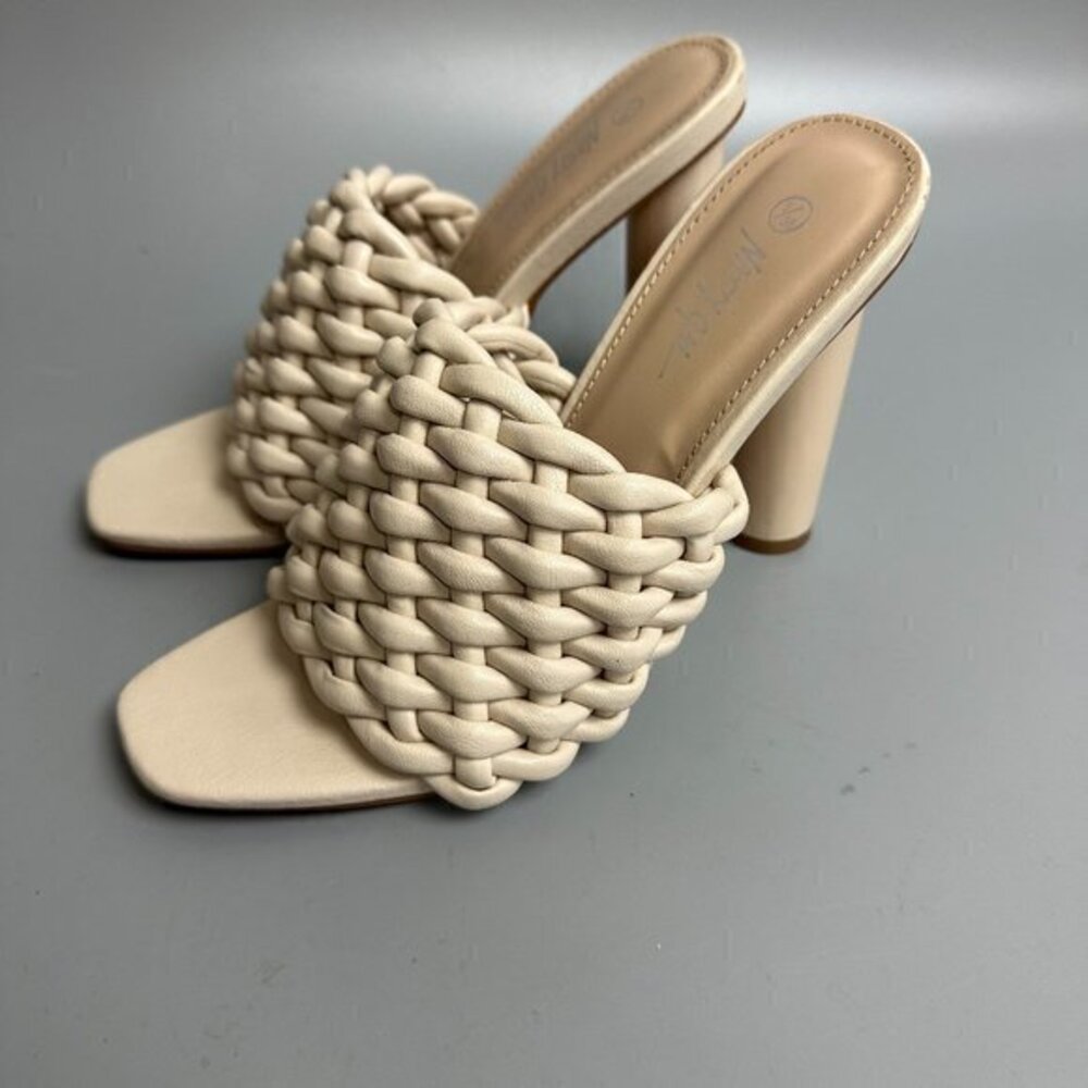 Nasty Gal Cream Woven Braided Block Heel Mules Square Toe Sandals Womens 5 38